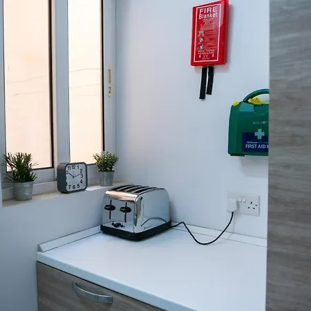 Seaside Cosy Maisonette @ - 2 Mins Walk From Sea 마르사스칼라