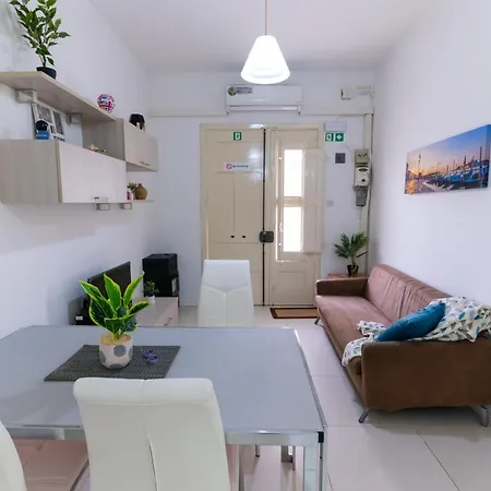 Apartment Seaside Cosy Maisonette @ - 2 Mins Walk From Sea