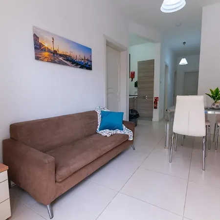 Seaside Cosy Maisonette @ - 2 Mins Walk From Sea Apartment