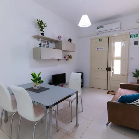 Apartment Seaside Cosy Maisonette @ - 2 Mins Walk From Sea