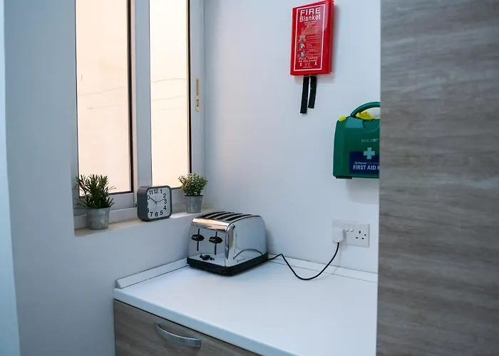 Seaside Cosy Maisonette @ - 2 Mins Walk From Sea Marsaskala