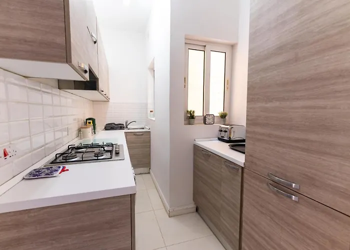 Seaside Cosy Maisonette @ - 2 Mins Walk From Sea Apartament